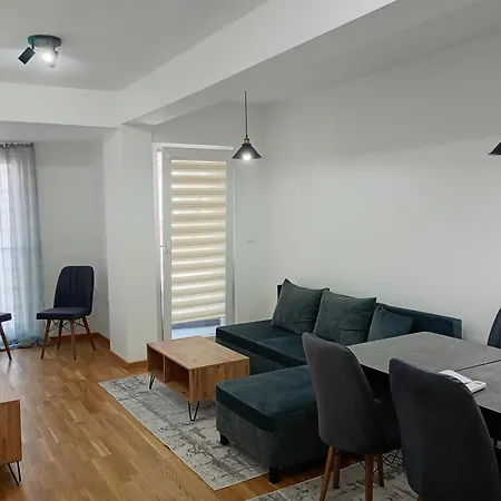 Apartman10 سكوبجي